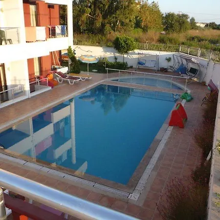 Hotel Carna Garden Side