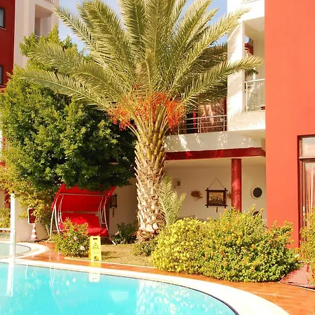 Hotel Carna Garden 3*